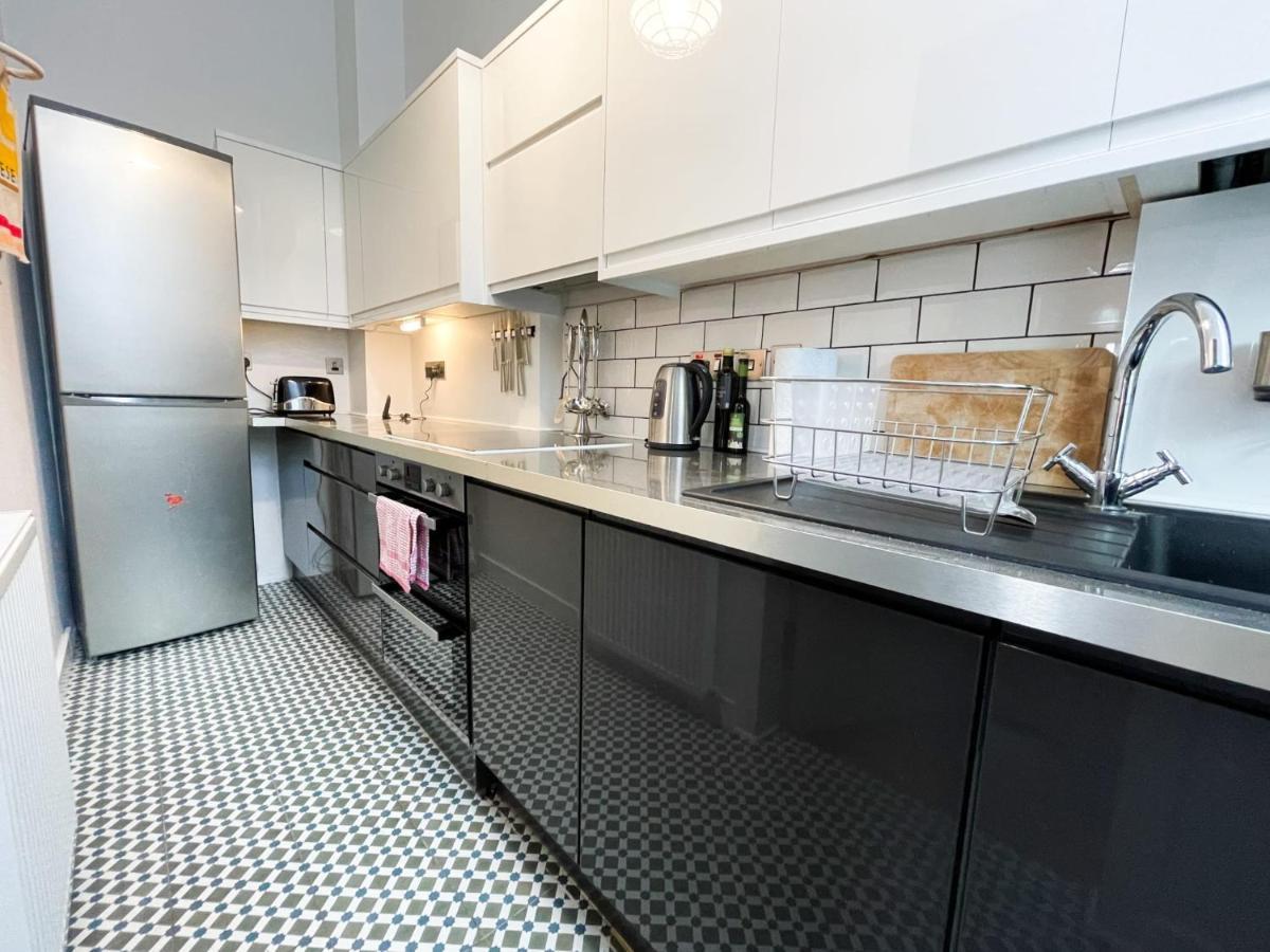 1 Bed Character Filled Glasgow Apartment Exterior photo