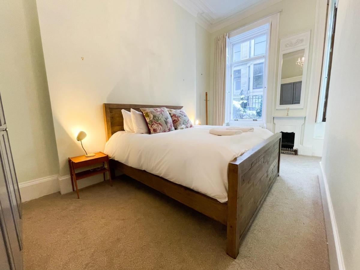 1 Bed Character Filled Glasgow Apartment Exterior photo